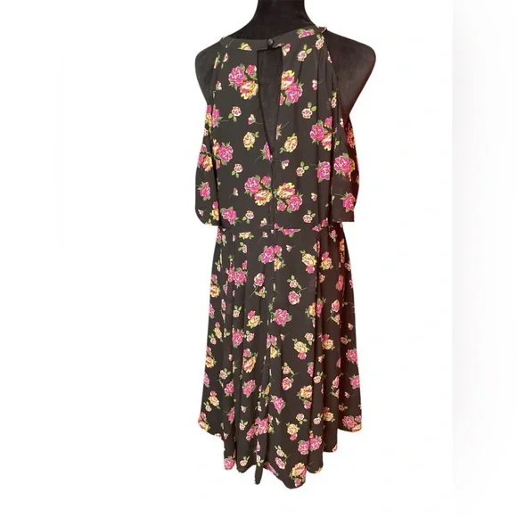 Torrid Floral Black Cold Shoulder Dress - Picture 4 of 9